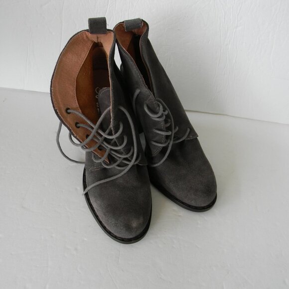 SEYCHELLES "TOWER" GRAY SUEDE BLOCK HEEL ANKLE BOOTS BOOTIES LACE-UP TIE SZ 7 - Picture 2 of 6